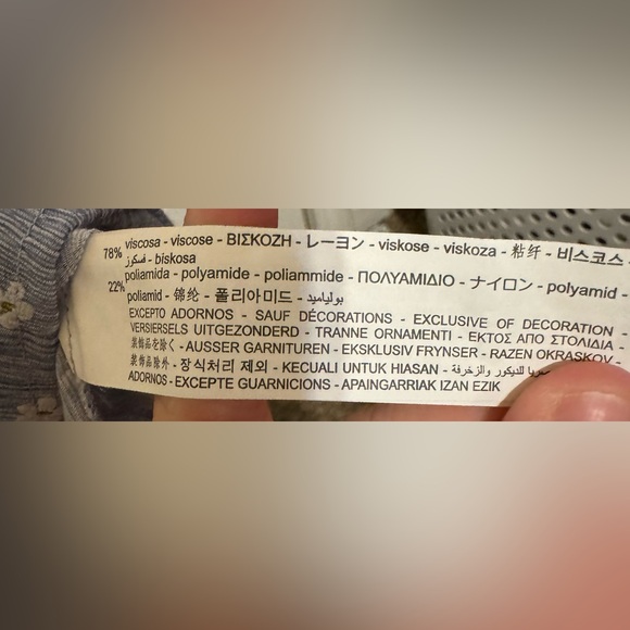 Zara Long Sleeve RufflecuffNeck Embroirdered Boho Daisy Print Blouse S - Picture 3 of 4